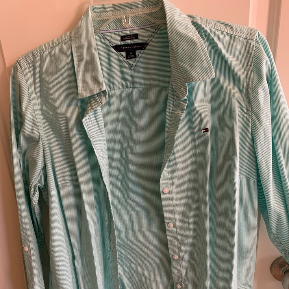 Women’s Tommy button up